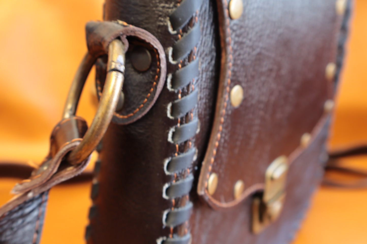 Crossbody Cuero de Vaqueta