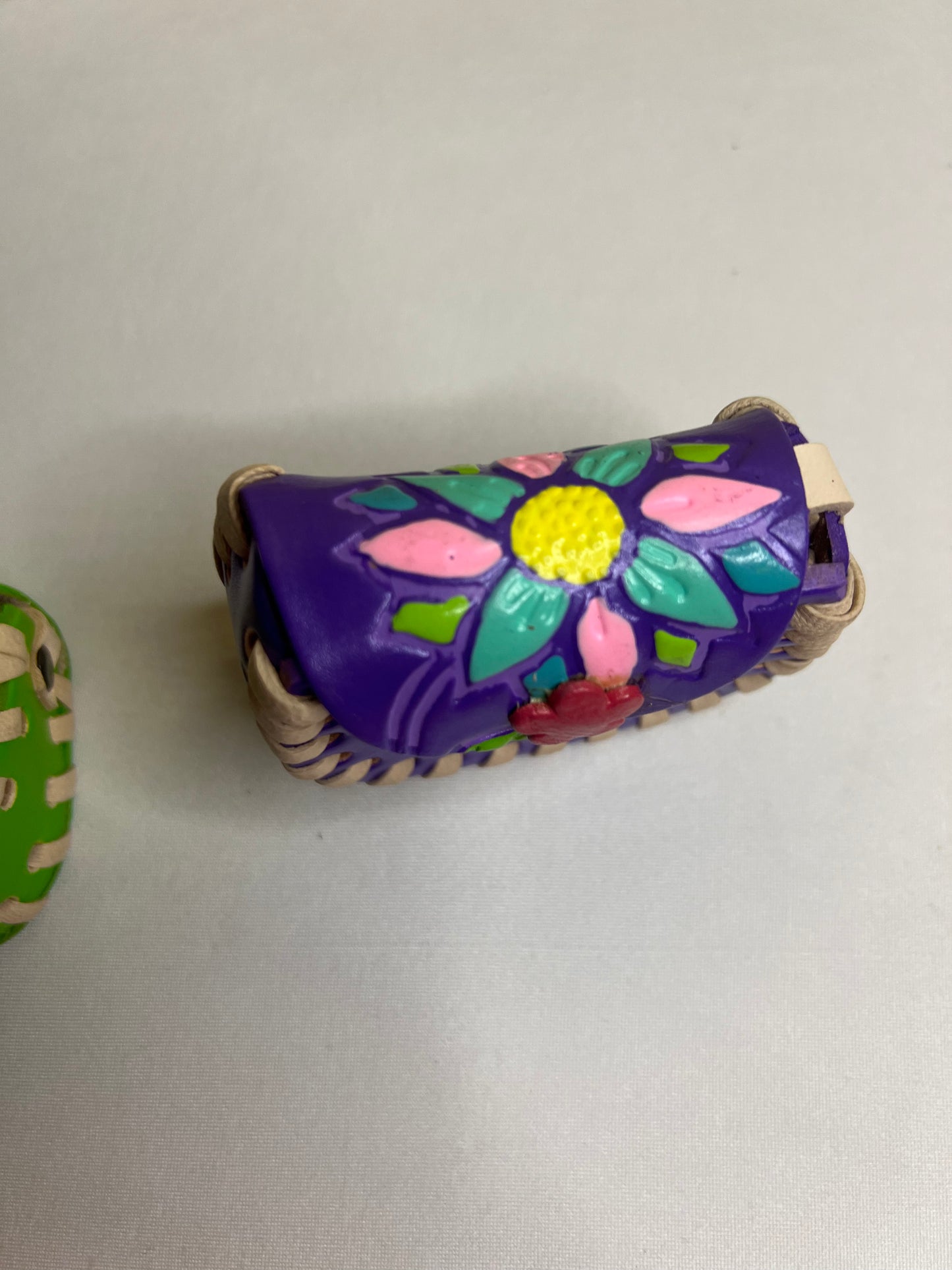 AIRPODS CASE