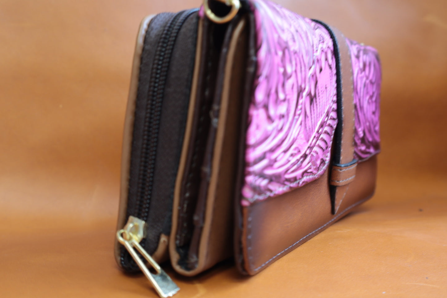Colorful Cartera Cincelada