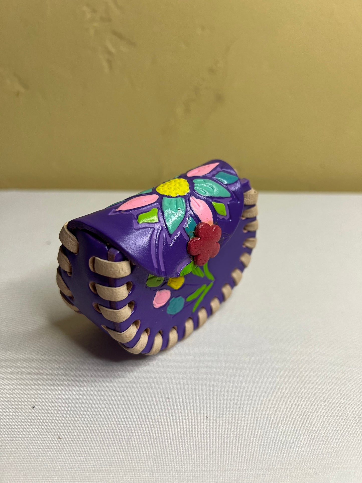 AIRPODS CASE