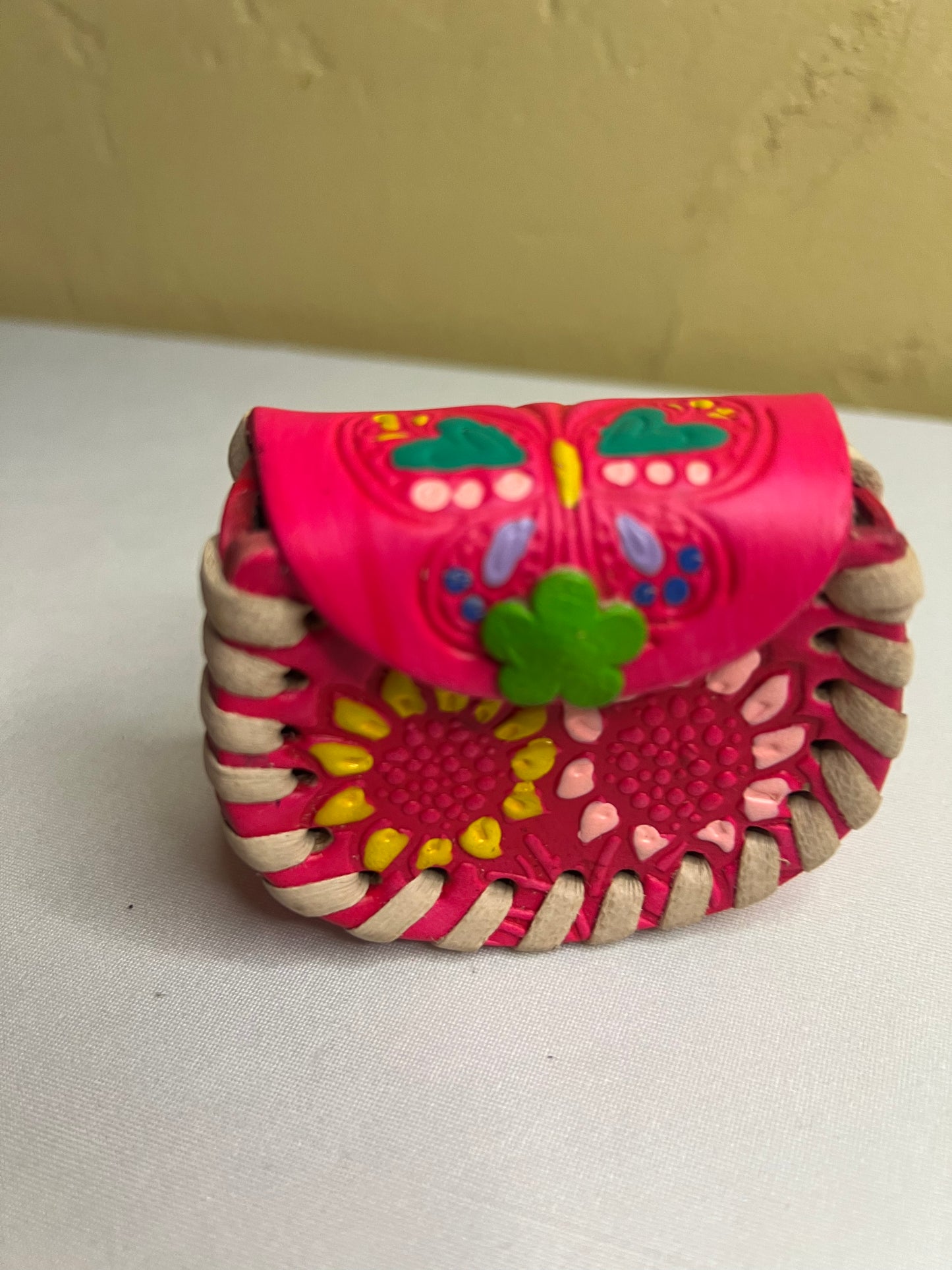 AIRPODS CASE